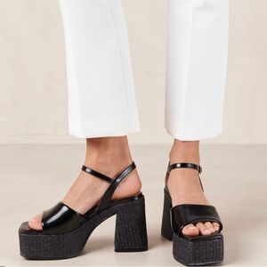 Alohas black sandals